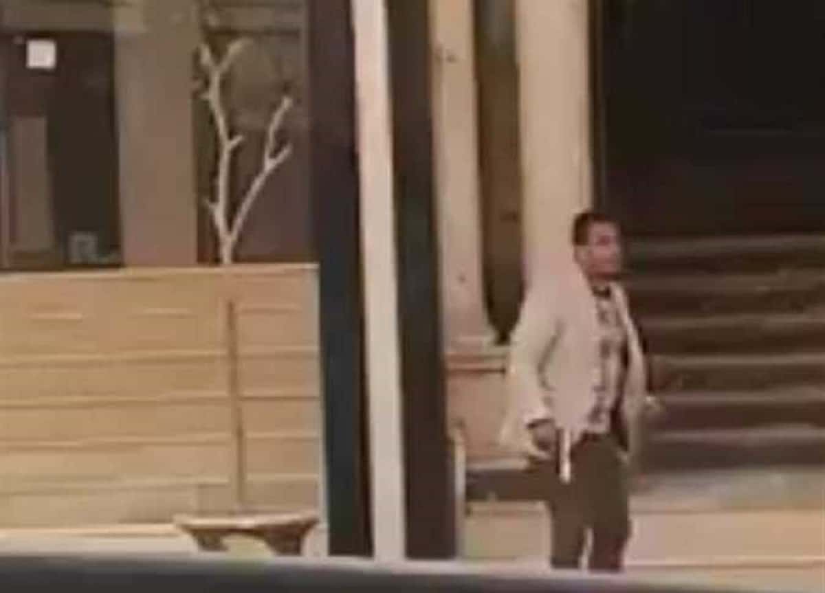 مصري يطلق النار في الشارع بعد التحرش بزوجته watanserb.com