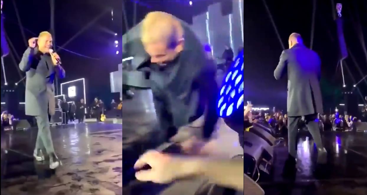 سقوط عمرو دياب على المسرح خلال حفل في القاهرة watanserb.com