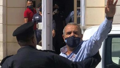 رسام الكاريكاتير الأردني عماد حجاج watanserb.com