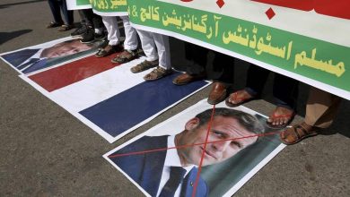 احتجاجات ضد فرنسا في باكستان watanserb.com