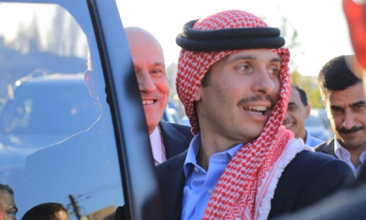 اعتقال الأمير حمزة بن الحسين بعد محاولة انقلاب فاشلة على أخيه غير الشقيق الملك عبدالله الثاني watanserb.com