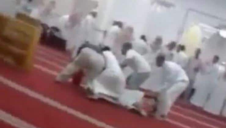 جريمة قتل مروعة في أحد مساجد تبوك السعودية بعد مقتل المؤذن ومصلي على يد سبعيني watanserb.com