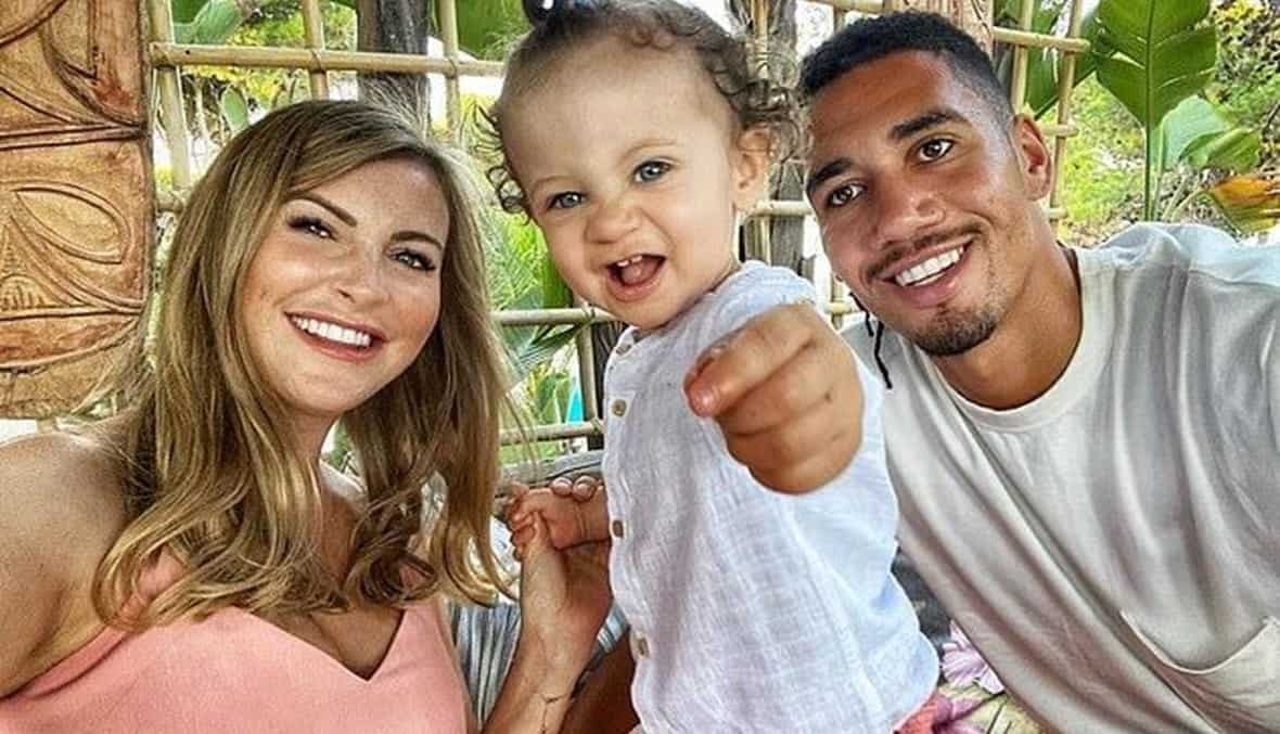 اللاعب الإنجليزي كريس سمولينج وسرقة منزله watanserb.com