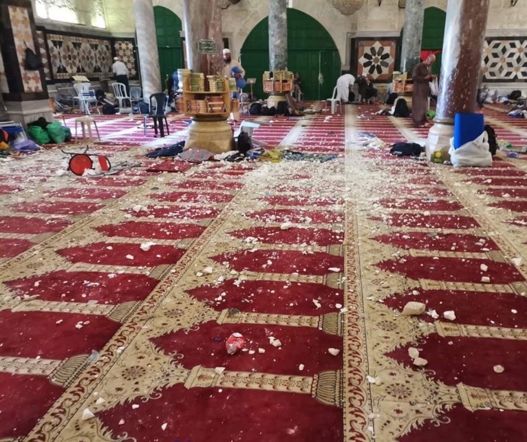 آثار اقتحام قوات الإحتلال المسجد الأقصى watanserb.com