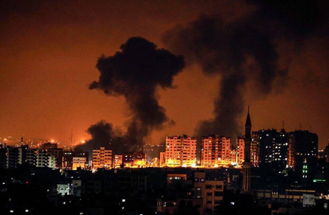 الجيش الإسرائيلي يقصف قطاع غزة watanserb.com