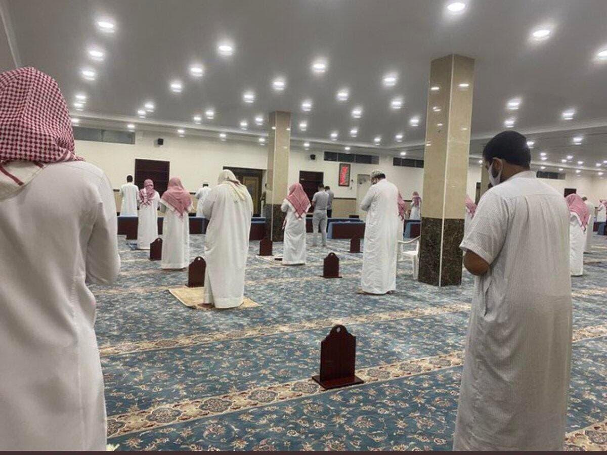 السعودية تقرر اقتصار استعمال مكبرات الصوت الخارجية في المساجد على رفع الأذان والإقامة فقط فما قصة بيان عبد العزيز بن بارز watanserb.com