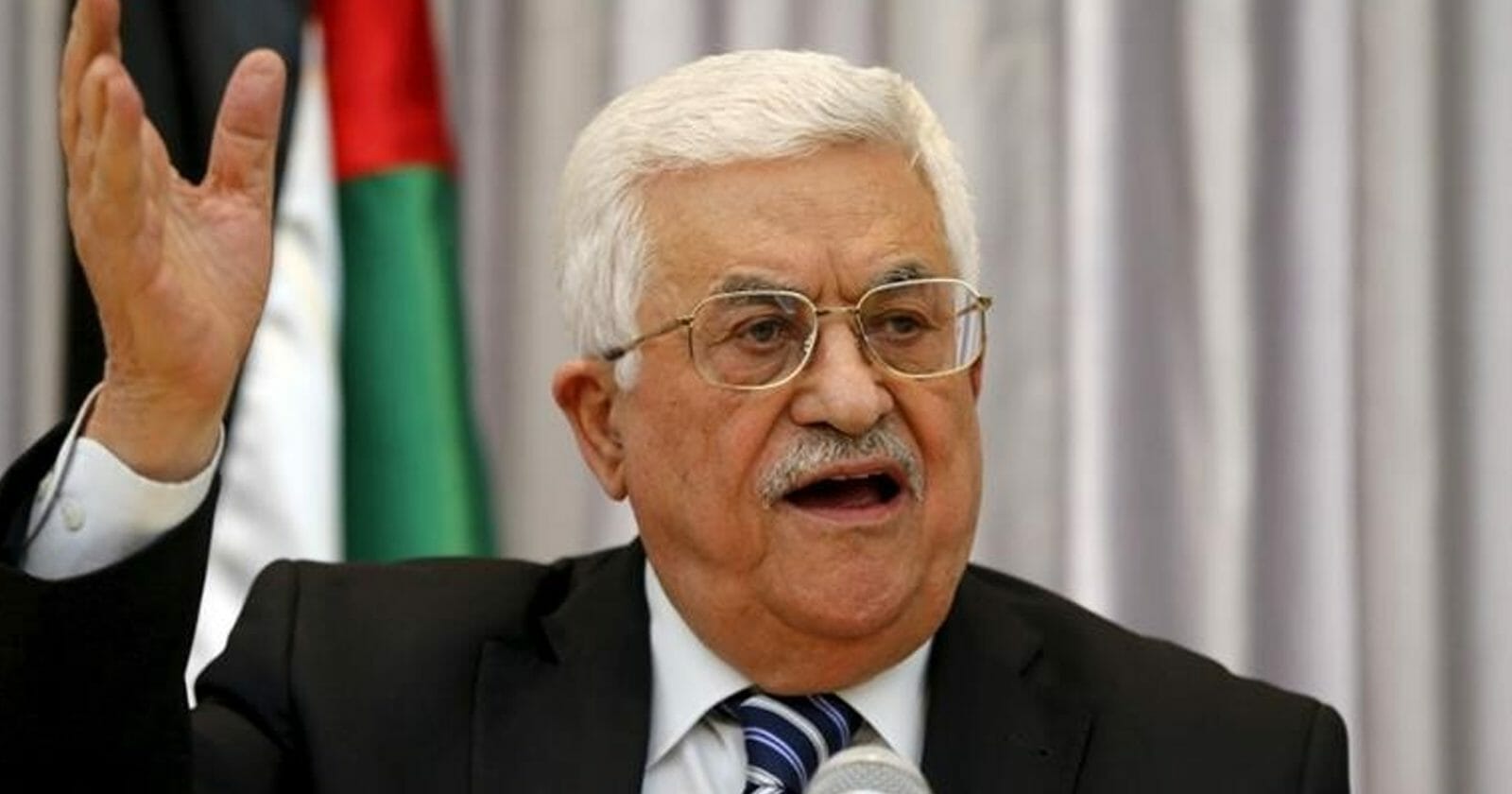 الرئيس الفلسطيني وجبريل رجوب watanserb.com