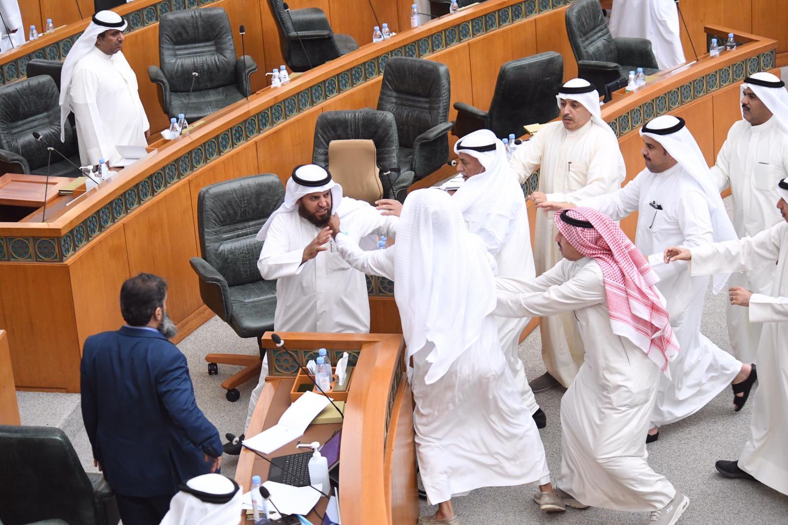البرلمان الكويتي watanserb.com