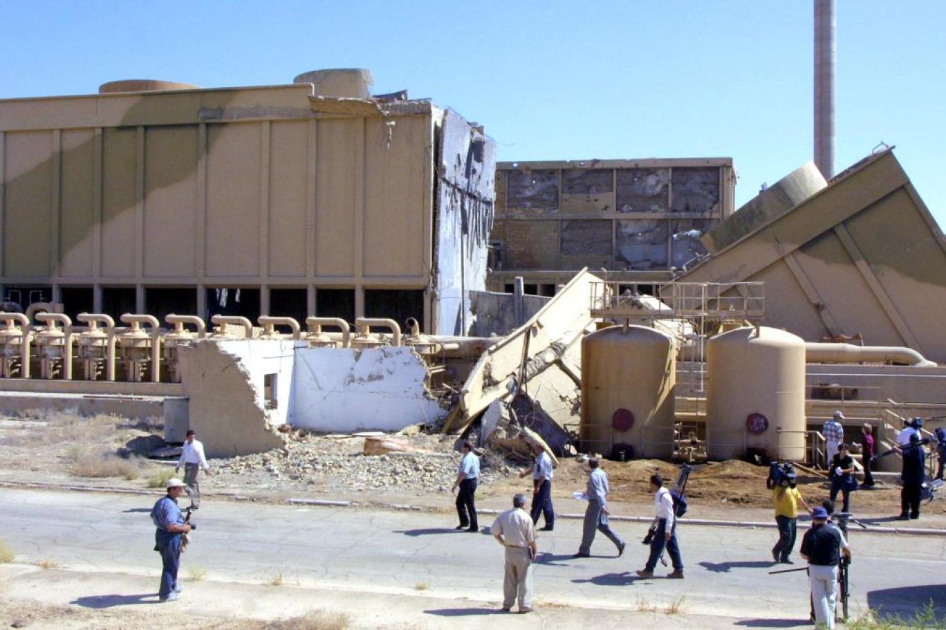 إسرائيل تقصف المفاعل النووي العراقي watanserb.com