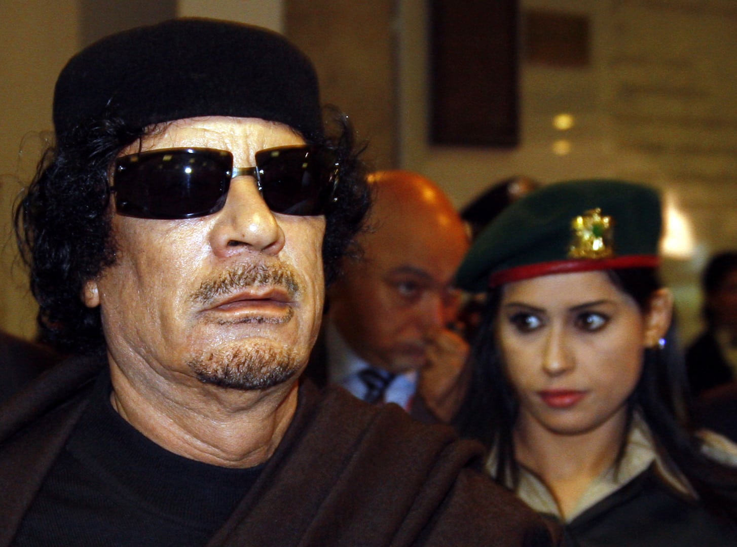 ثكنة مجندات معمر القذافي watanserb.com