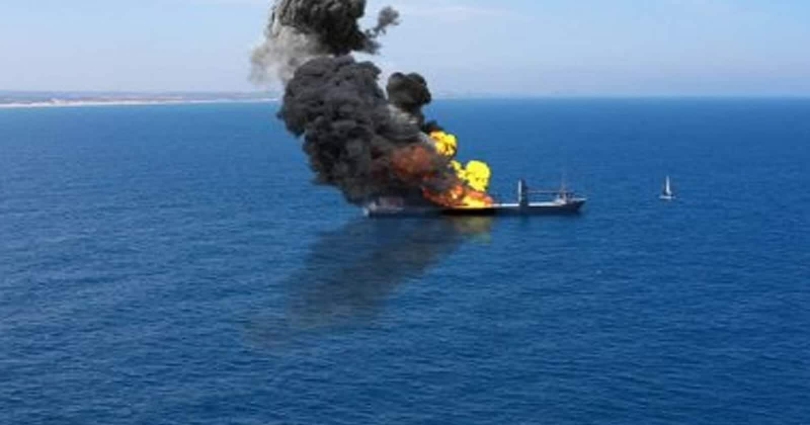 اسنهداف سفينة إسرائيلية watanserb.com