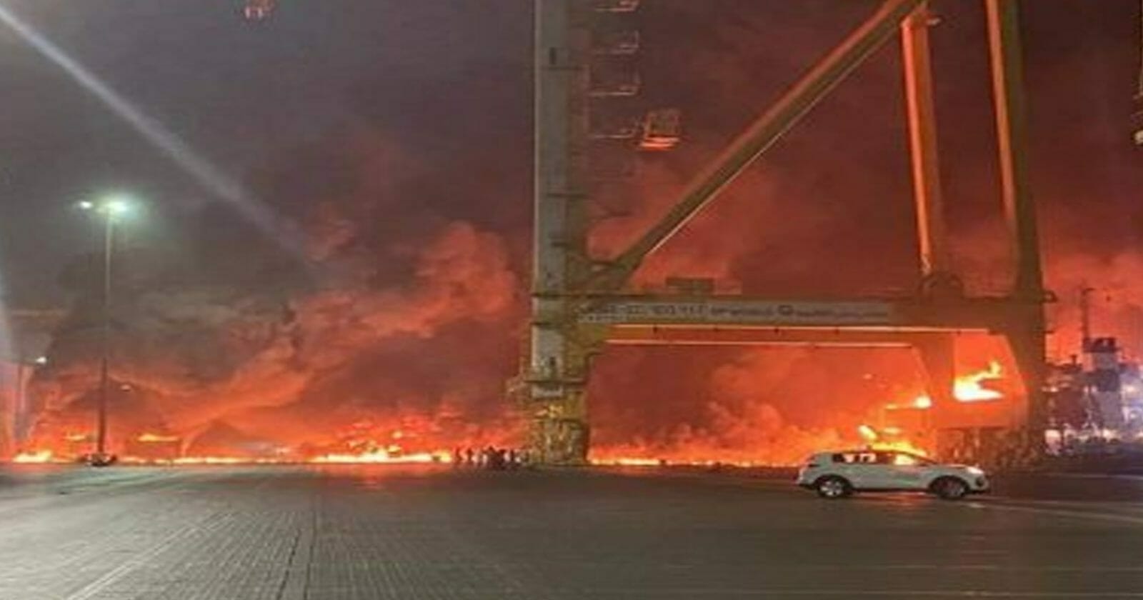 انفجار دبي الضخم watanserb.com