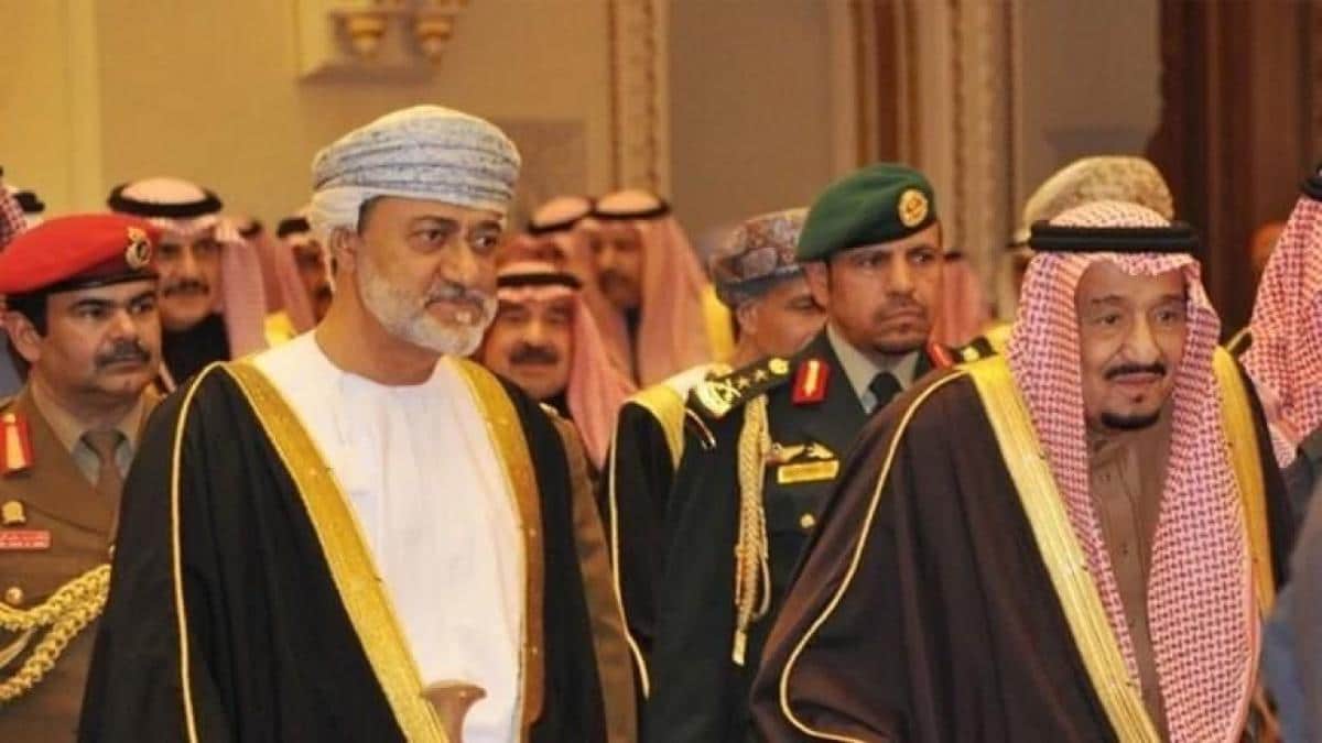 السلطان هيثم بن طارق والملك سلمان بن عبدالعزيز watanserb.com