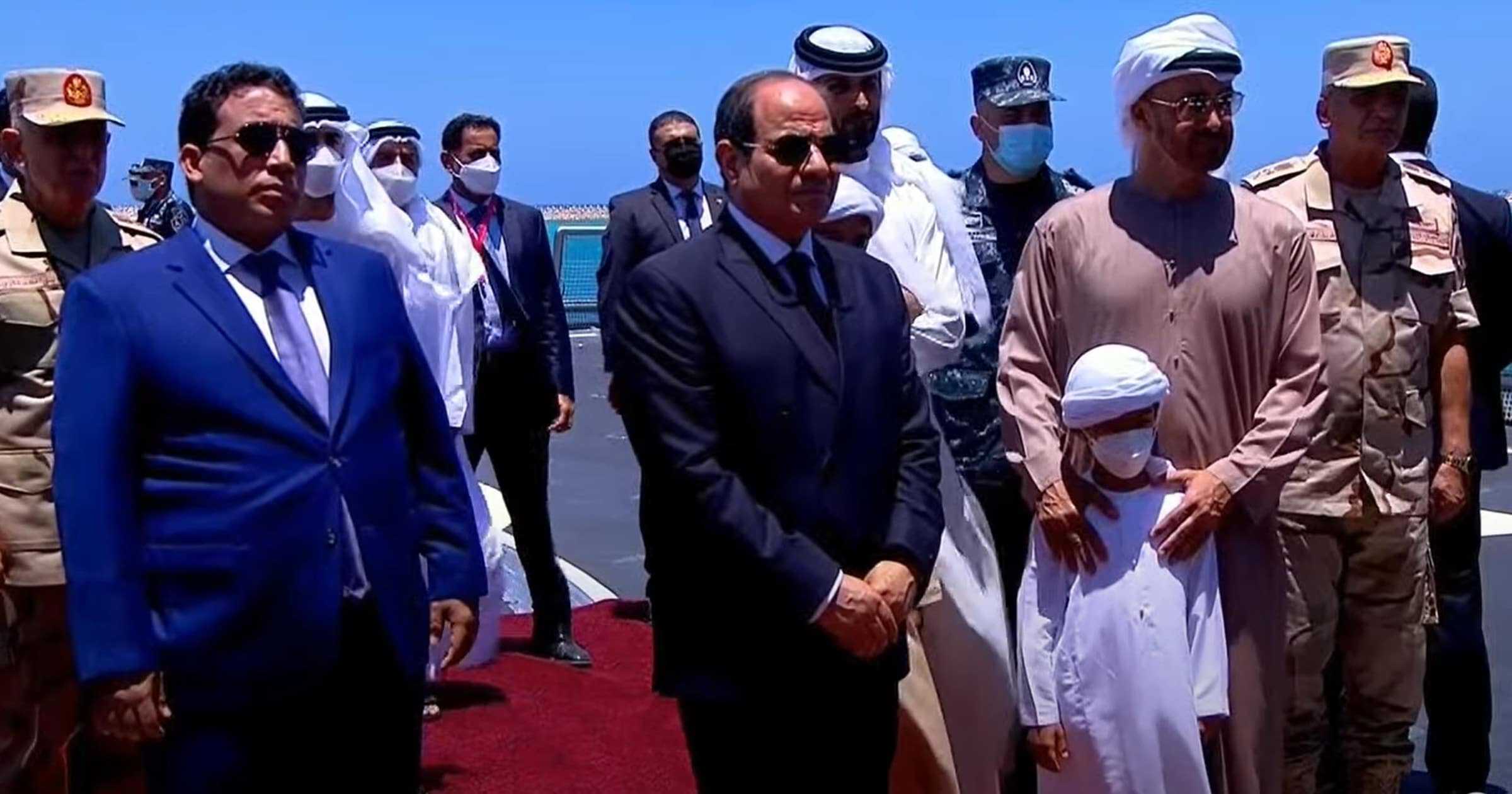 محمد بن زايد خلال مشاركته في افتتاح قاعدة 3 يوليو watanserb.com