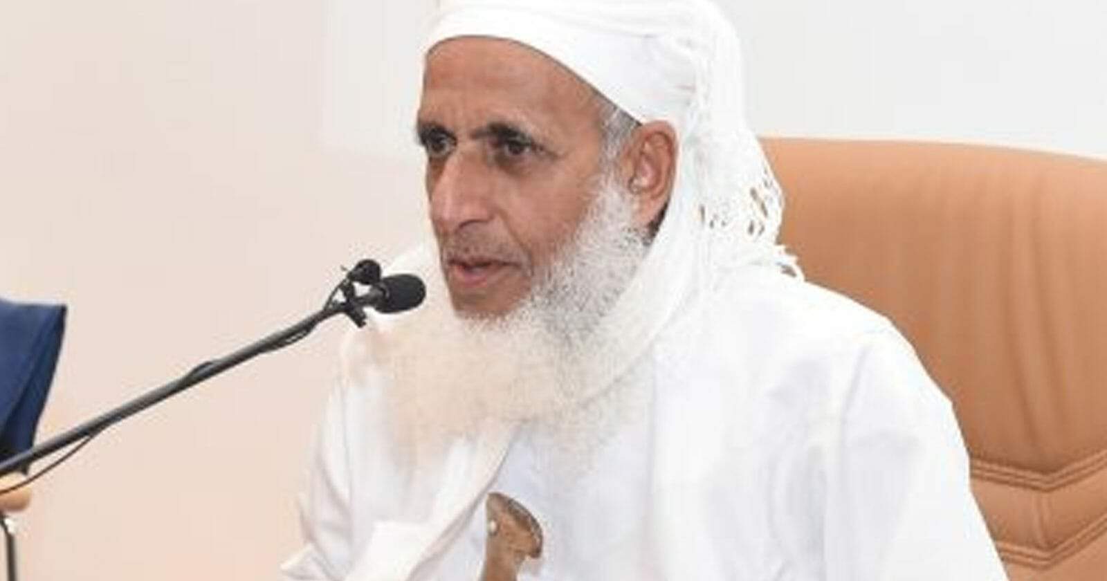 مفتي سلطنة عمان والشعب الأفغاني watanserb.com