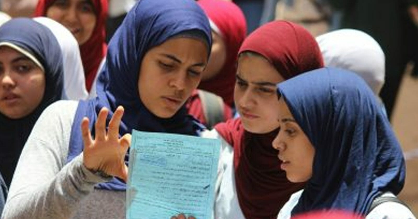 انتحار طلاب مصريين watanserb.com