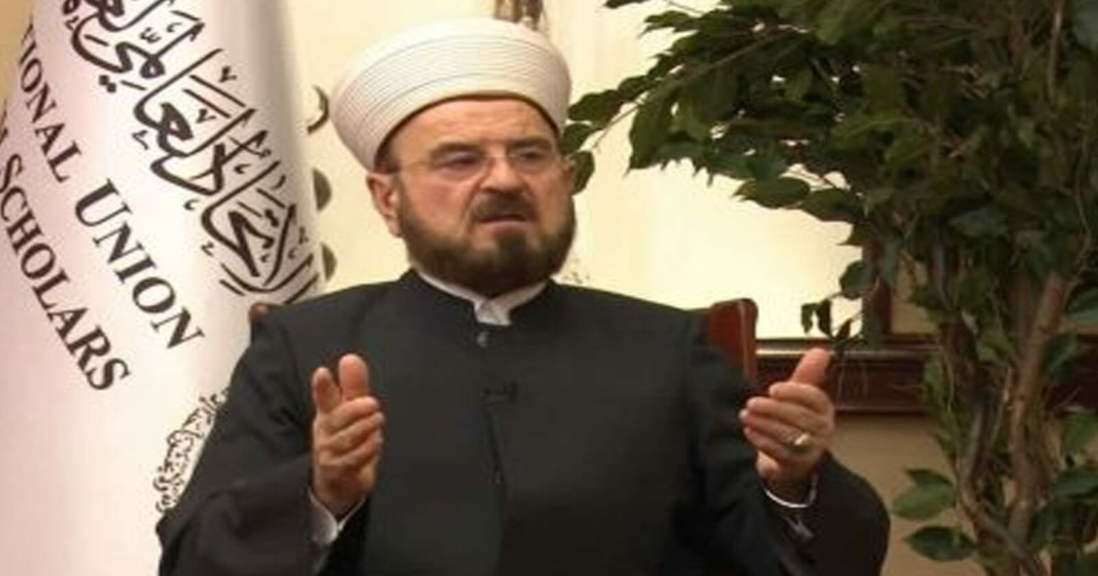 علماء المسلمين يهنئ الأفغان watanserb.com