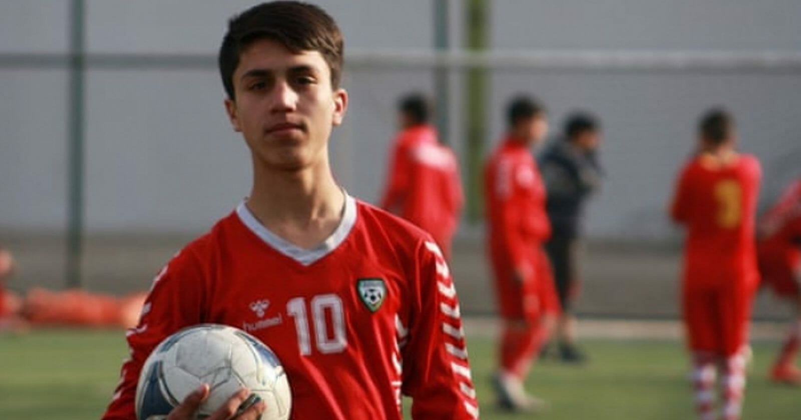 نهاية لاعب منتخب أفغانستان watanserb.com