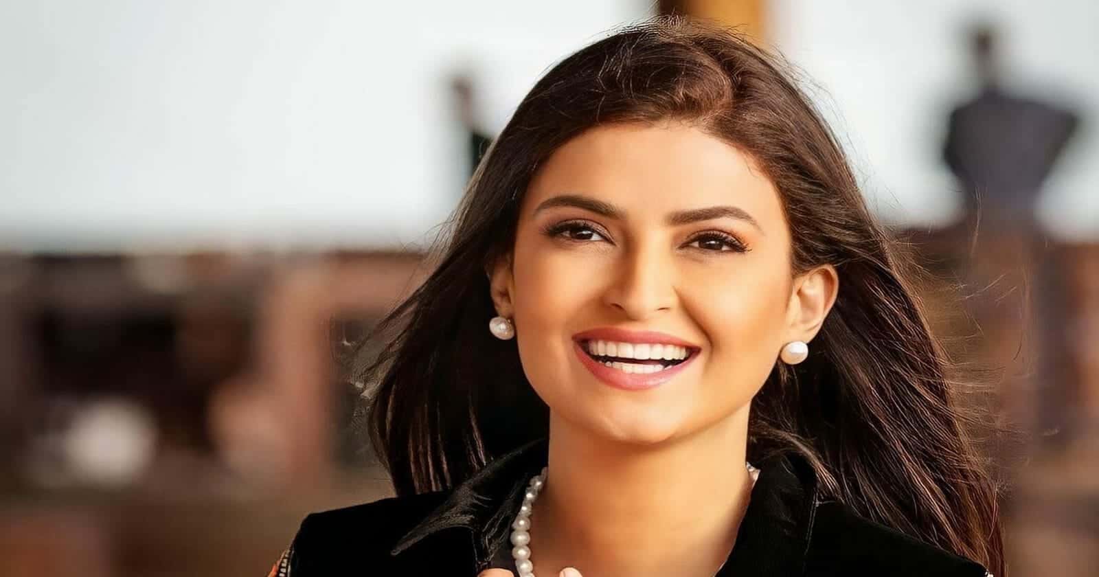 علا الفارس في قصر برهم صالح watanserb.com