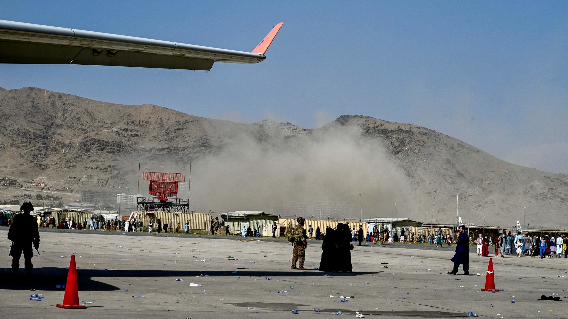 انفجار مطار كابل watanserb.com