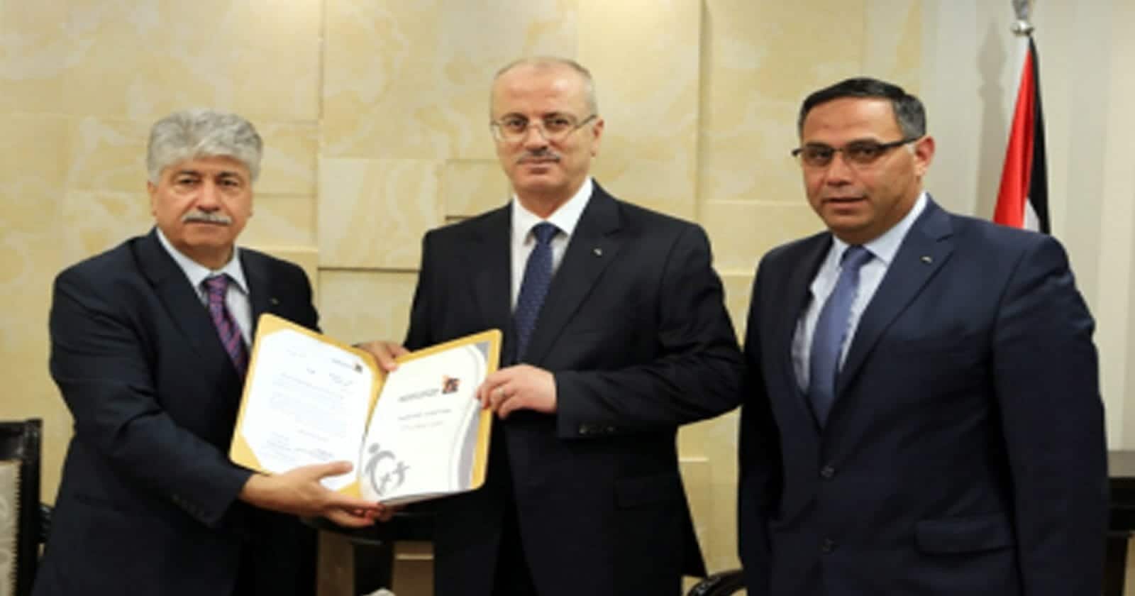 رئيس هيئة التقاعد الفلسطينية watanserb.com