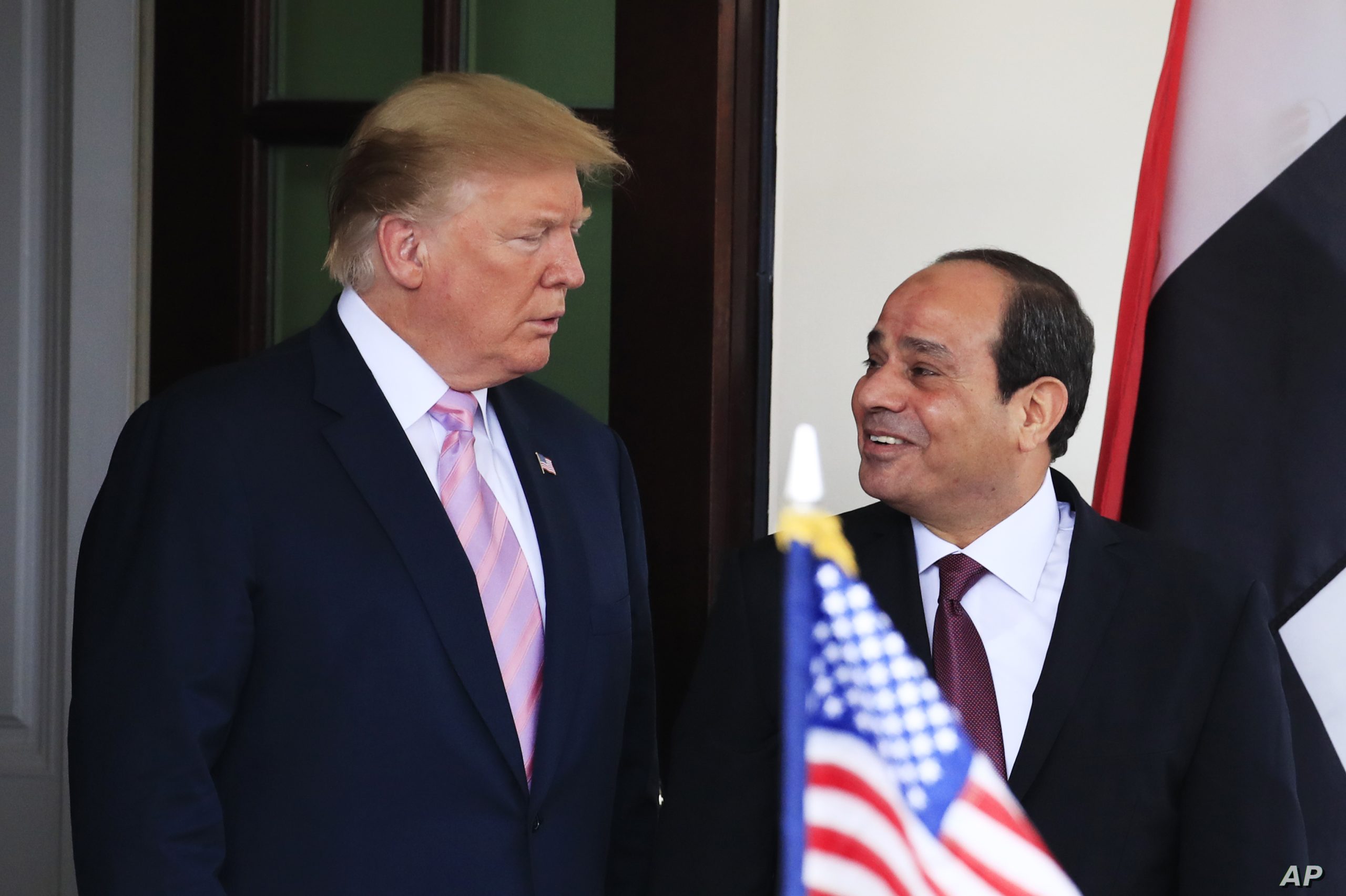 الرئيس المصري عبدالفتاح السيسي ودونالد ترامب