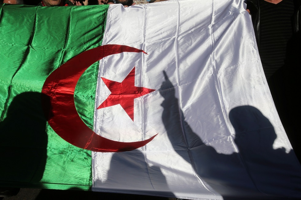 احتجاجات في الجزائر watanserb.com