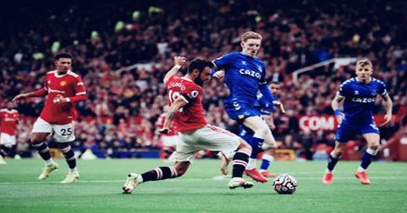 مانشستر يونايتد وإيفرتون watanserb.com