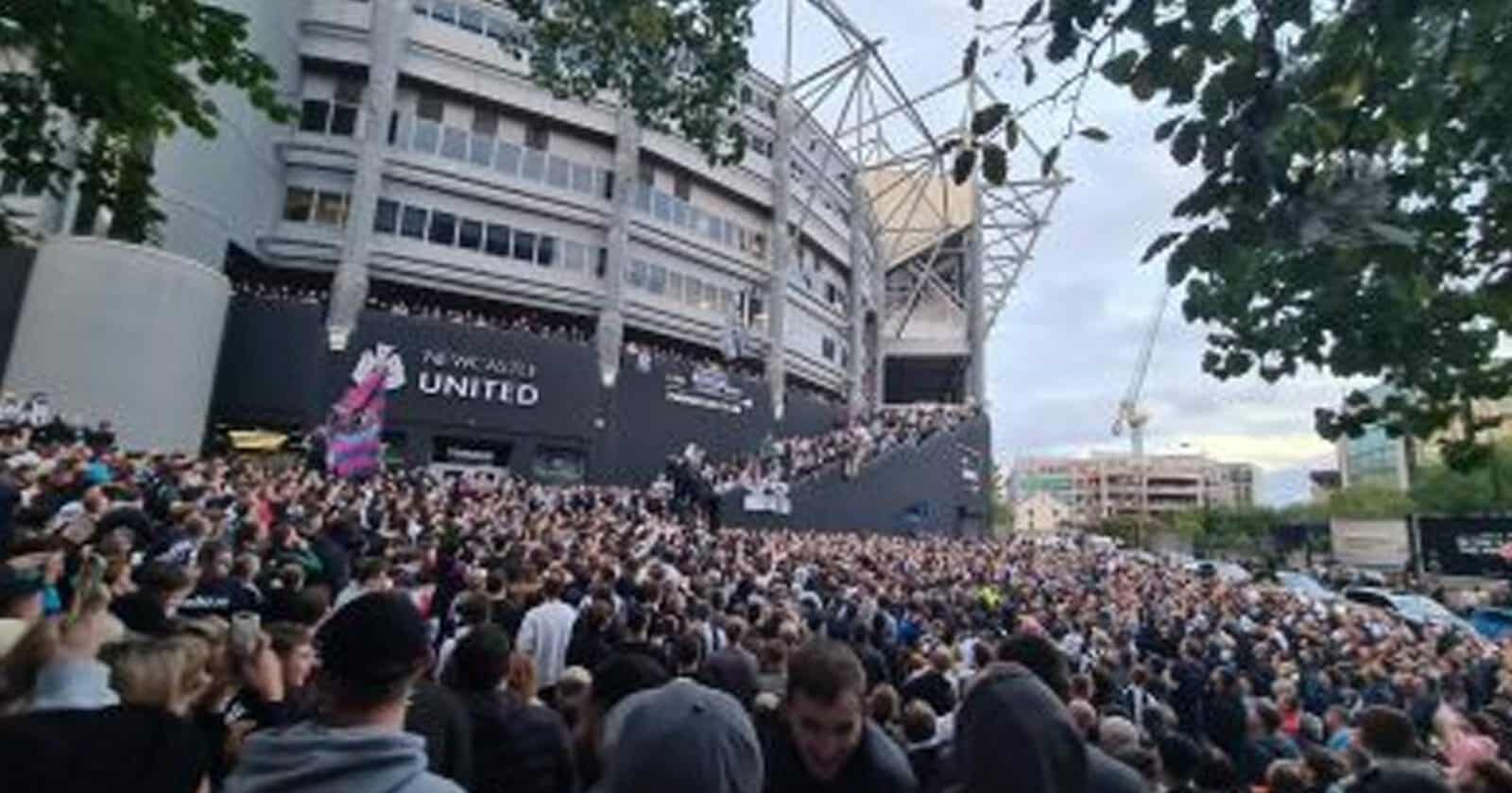 الاستحواذ السعودي على نيوكاسل watanserb.com