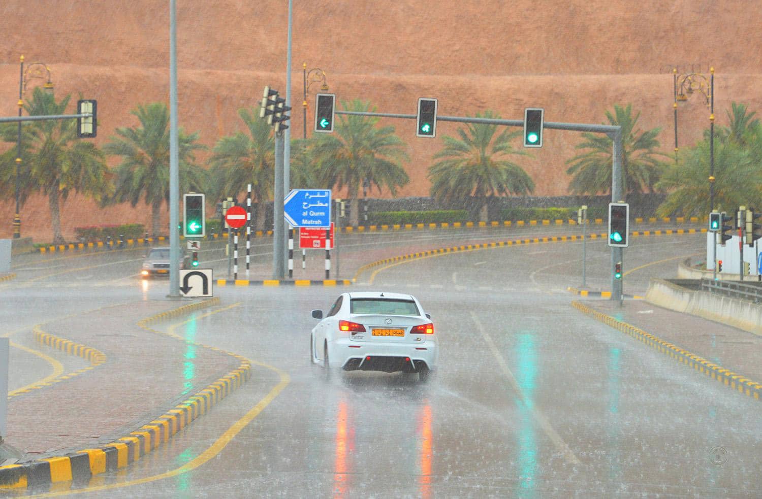 منخفض جوي في سلطنة عمان