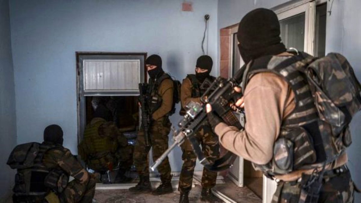 عملية مشتركة بين الاستخبارات التركية والقطرية نفذت في ليبيا تم على إثرها تحرير 7 مواطنين أتراك watanserb.com