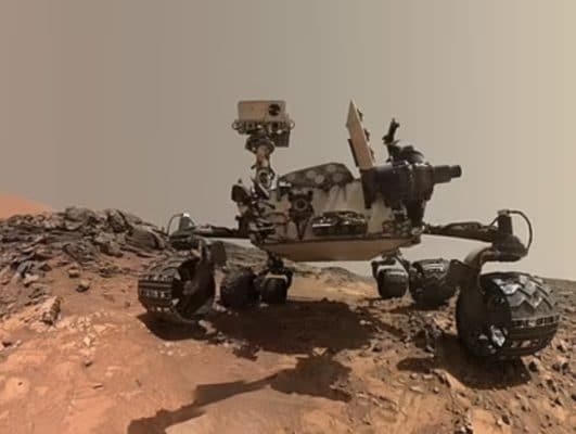 المسبار كيوريوسيتي على المريخ 