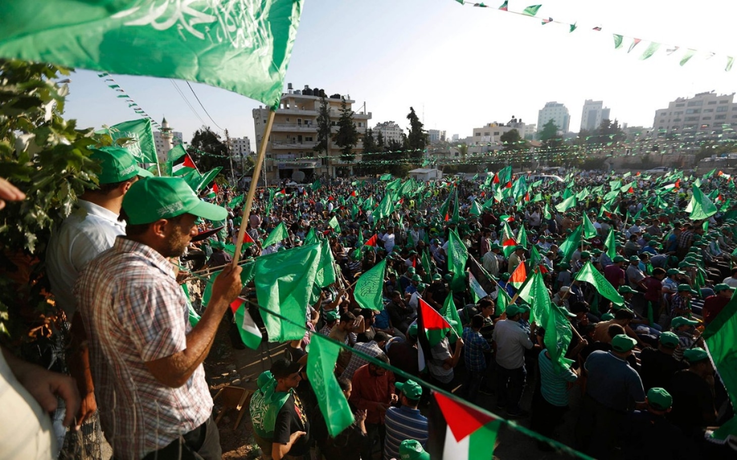 كيف سيؤثر تصنيف بريطانيا حماس "إرهابية" على الفلسطينيين وسياسة لندن watanserb.com