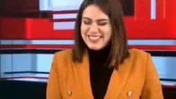 مذيعة الاخبار في قناة صلاح الدين لم تتمالك نفسها من الضحك watanserb.com