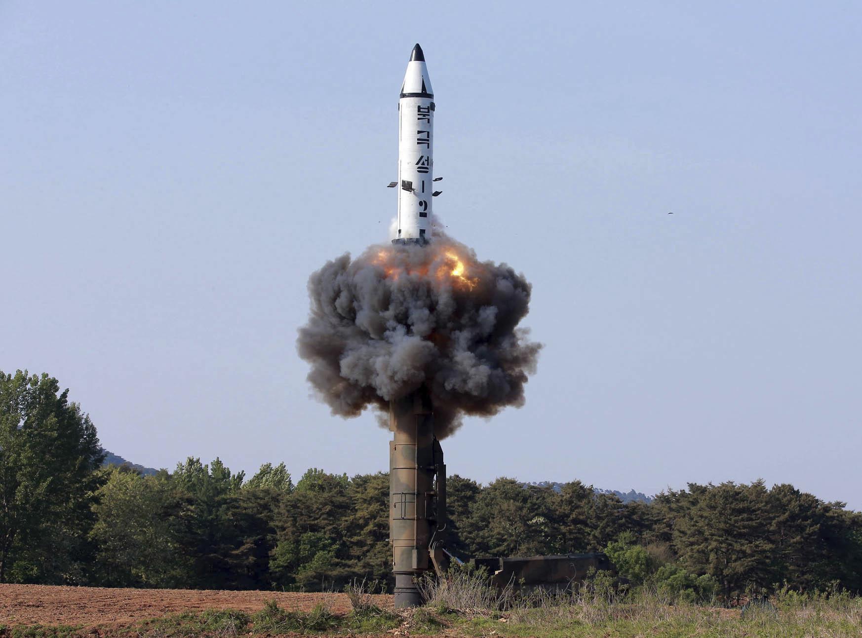 تجارب كوريا الشمالية الصاروخية watanserb.com