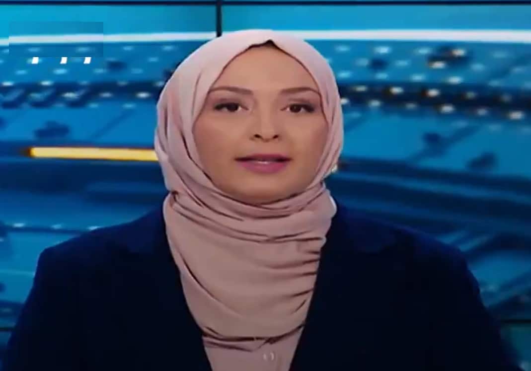 تلفزيون الجزائر يسمح لمذيعة محجبة بتقديم الأخبار watanserb.com