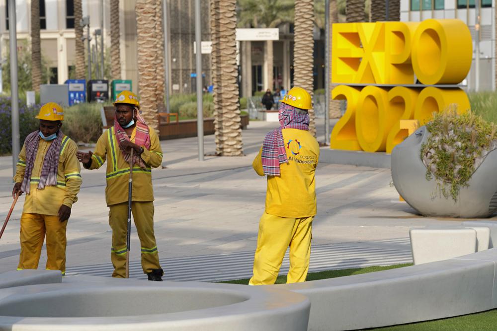 انتهاكات حقوق العمال في إكسبو دبي watanserb.com
