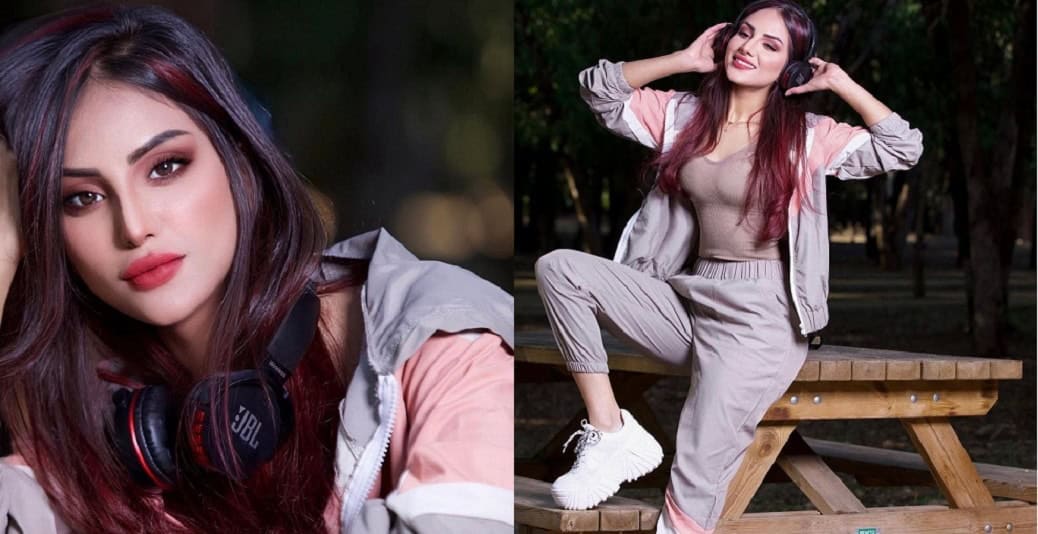 وداد سيري تستعرض جسدها بفستان فاضح watanserb.com