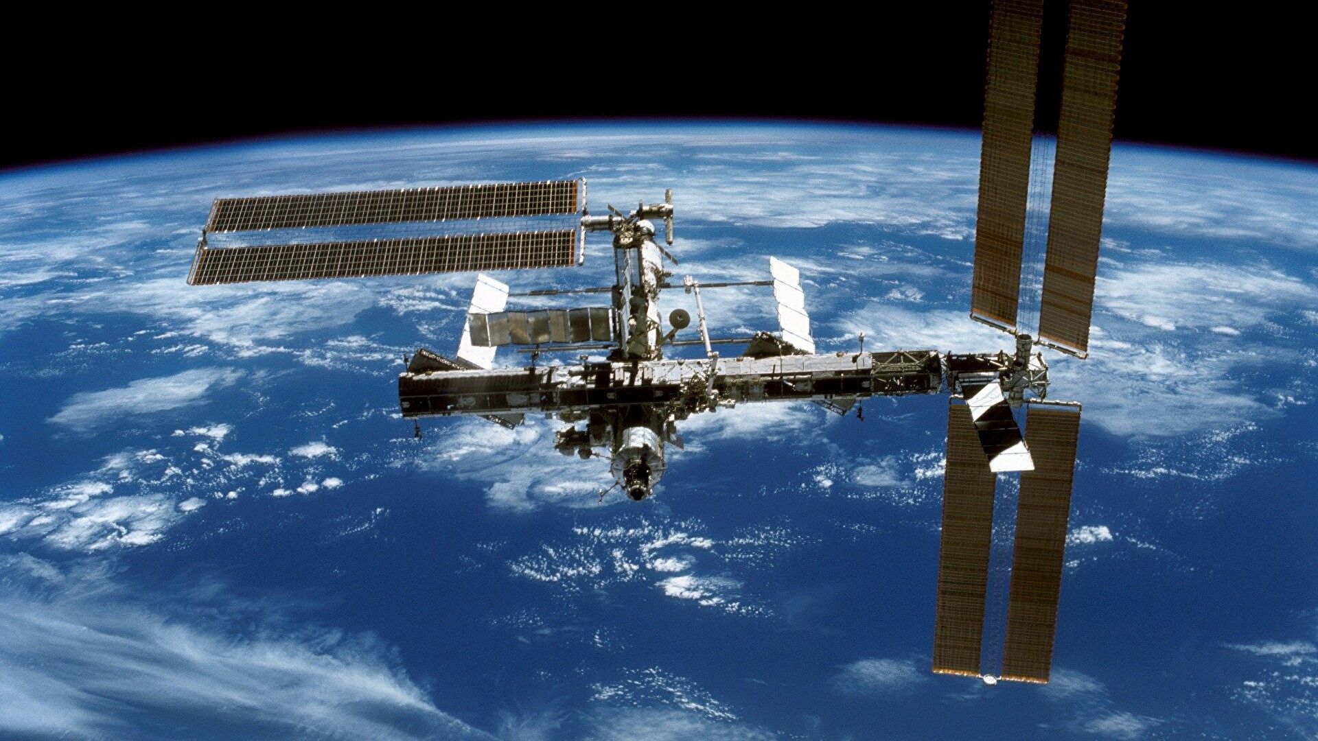 تحطم محطة الفضاء الدولية watanserb.com