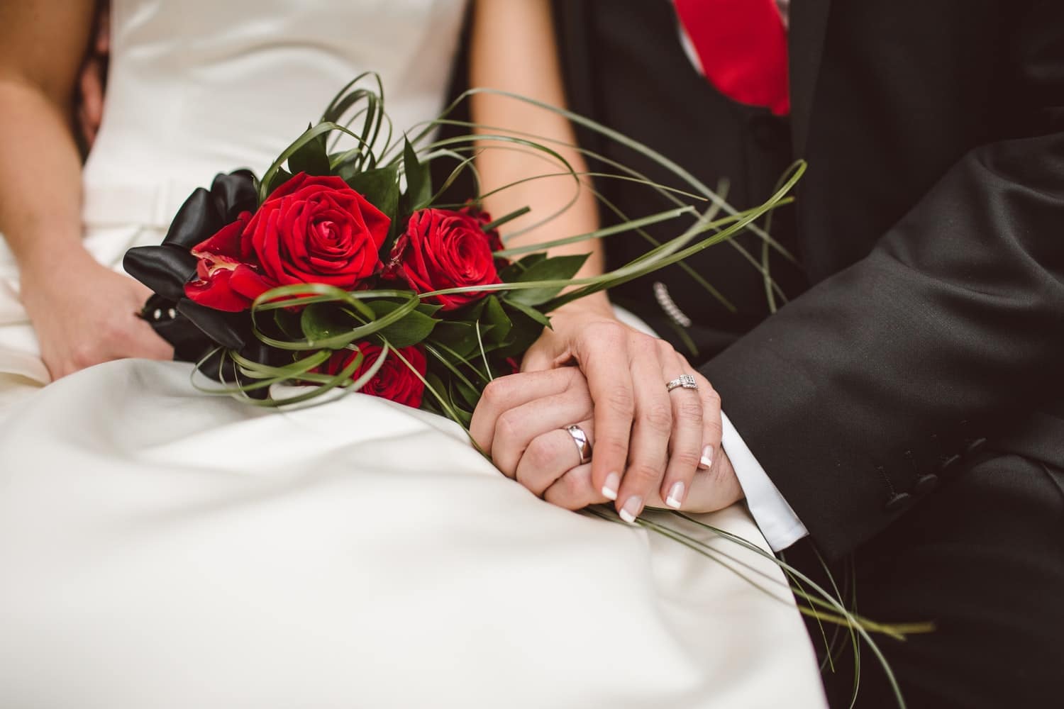 4 أشياء يجب على الأزواج القيام بها قبل الزواج watanserb.com
