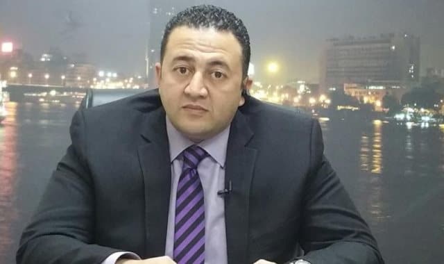 المعارض المصري عمرو عبد الهادي watanserb.com