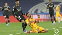 احتفال أوباميانج بهدفه في شباك ريال مدريد في قمة الكلاسيكو الإسباني watanserb.com