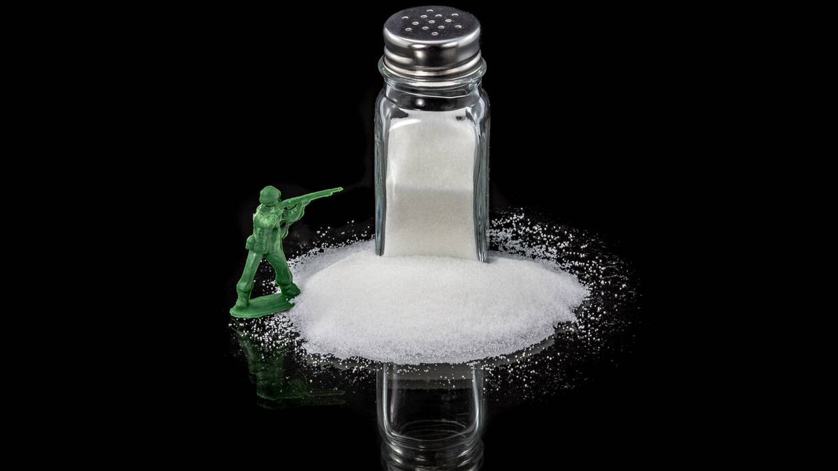 هل تناول كميات أقل من الملح يجعلك تعيش لفترة أطول؟ watanserb.com