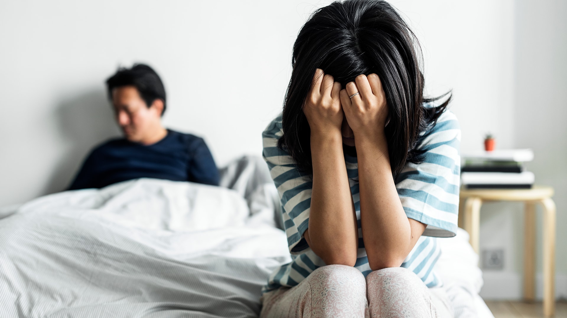 5 تأثيرات تظهر على أجسامنا عند انعدام ممارسة العلاقة الحميمة watanserb.com