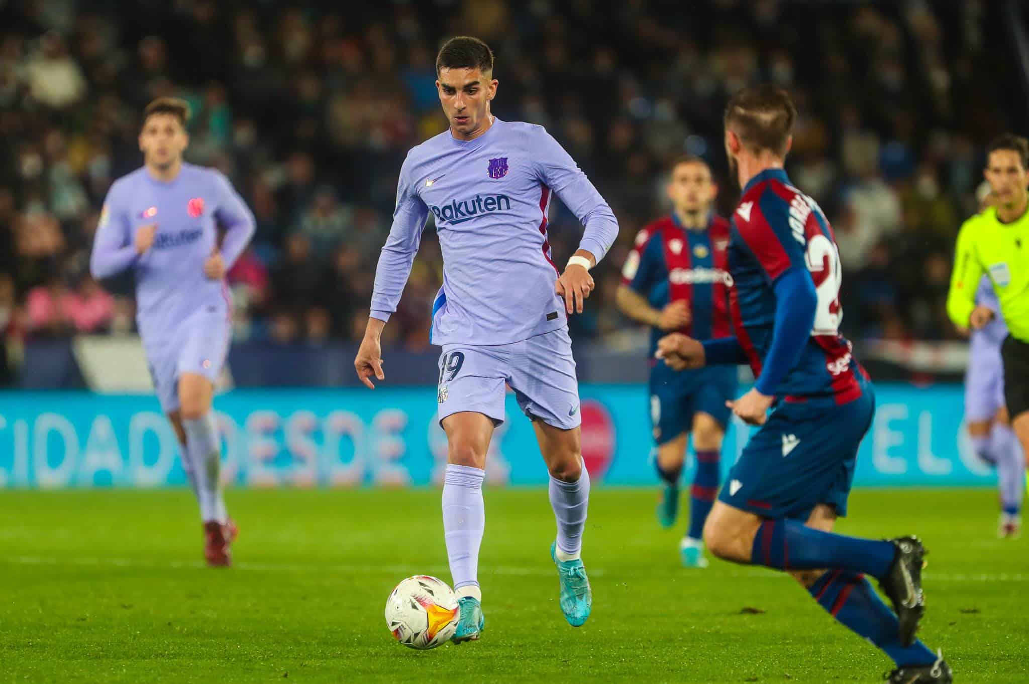 خسارة برشلونة الثانية على التوالي أمام قادش في الدوري الإسباني watanserb.com