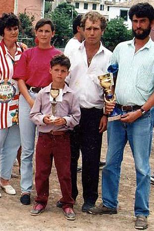 كريستيانو رونالدو في الصورة مع عائلته في البرتغال