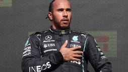 لويس هاميلتون غير مرتاح لوجوده في السعودية في ظل هجمات الحوثي watanserb.com