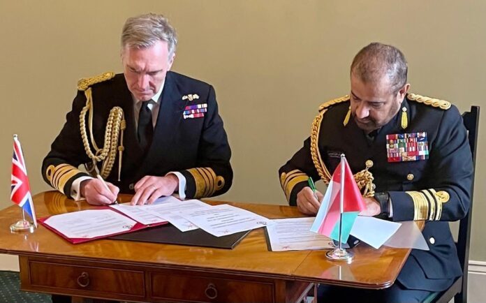 سلطنة عمان بريطانيا اتفاقية دفاع watanserb.com