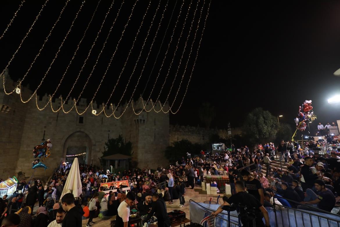 أجواء رمضانية في البلدة القديمة وباب العامود في مدينة القدس