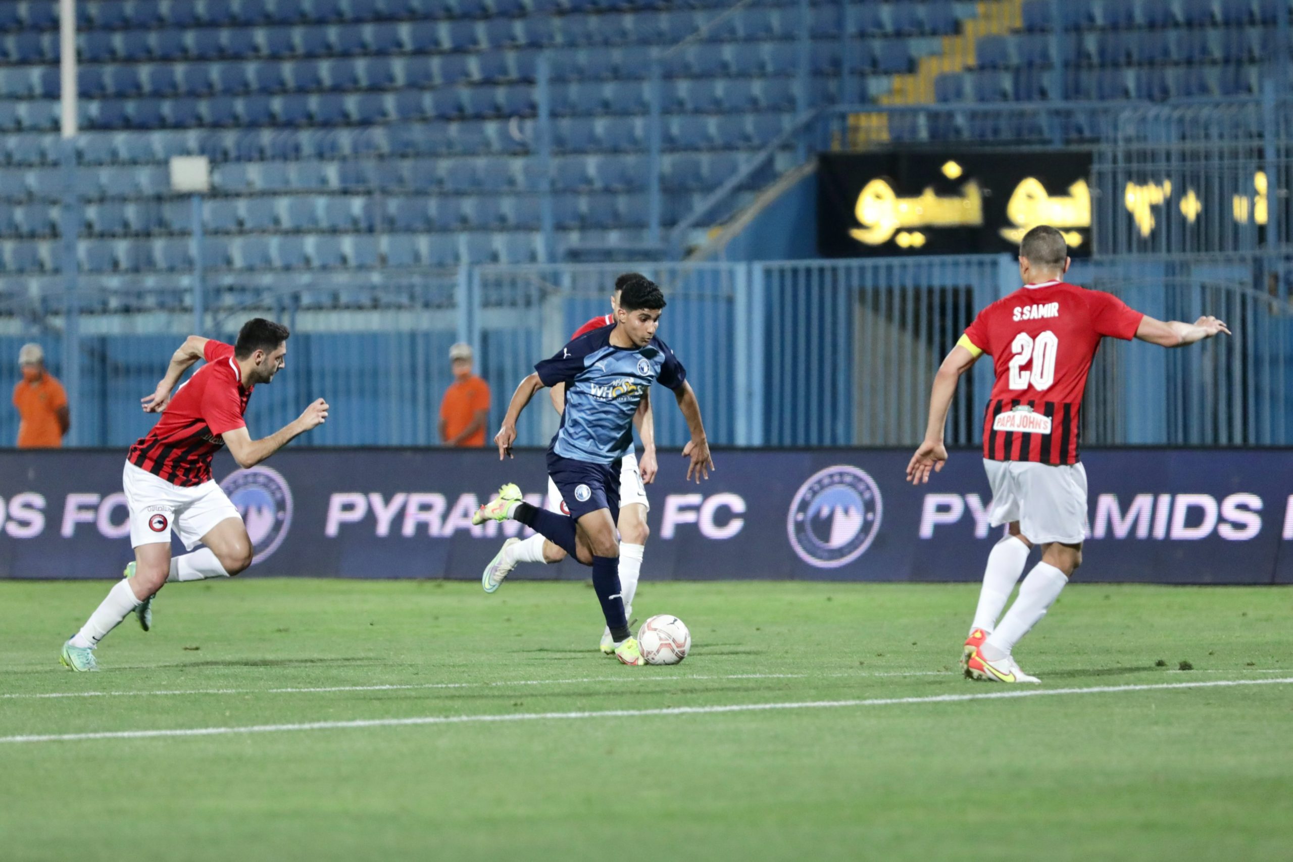 مباراة بيراميدز وفيوتشر في منافسات الدوري المصري الممتاز watanserb.com